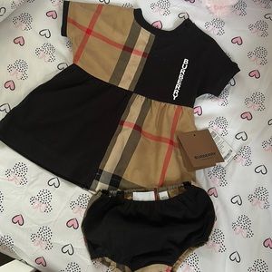 Burberry infant dress